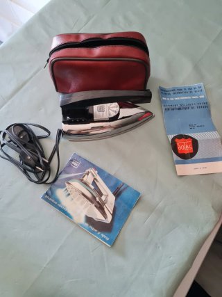 Plancha de viaje Solac Mod. 631 Bi-Tension