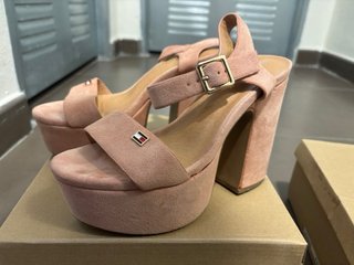 Sandalias chapita Tommy Hilfiger Talla 35