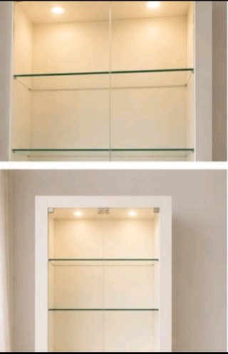 Vetrina Expormim con Illuminazione