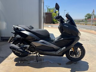 Keeway Vieste 125 negro mate