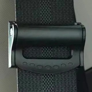 Hebilla clip cinturón seguridad coche