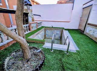 Chalet 214 m² con piscina y jardín privado
