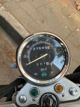 Suzuki Marauder 125 Negra