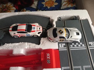 Scalextric GT Coche y Pistas miren las fotos