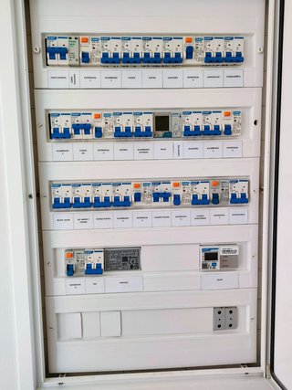 ELECTRICIDAD, FOTOVOLTAICA, TELECO SANTANDER CANT.