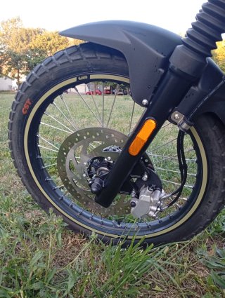 UM DSR Adventure TT 125