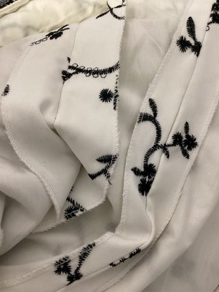 Vestido Flamenca Blanco Bordado Negro