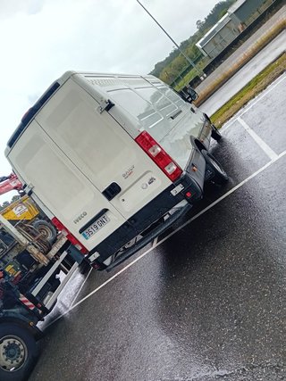 iveco dayli 35c15  3000L 146CV 340000 klm