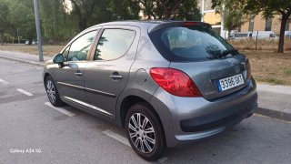 Peugeot 207 2009