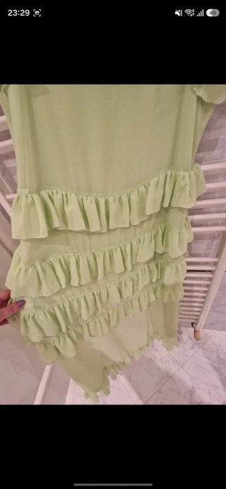 Abito lungo verde con rouches