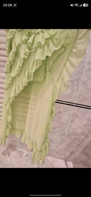 Abito lungo verde con rouches