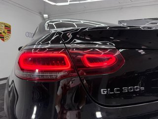Mercedes-Benz GLC Coupé 2021 300e 320cv AMG LINE