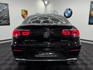 Mercedes-Benz GLC Coupé 2021 300e 320cv AMG LINE