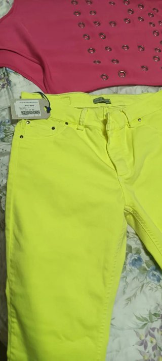 Ropa y calzado desde 4 euros 5  10  y 12 pregunten