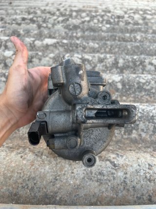 Compresor A/C VW Golf 6