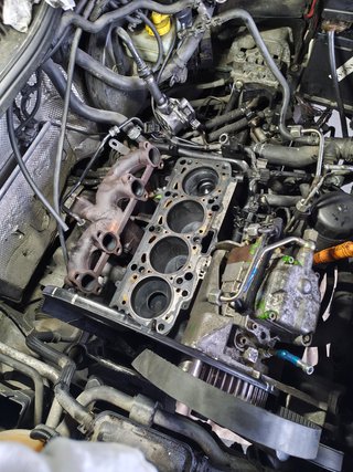 Motor de coche