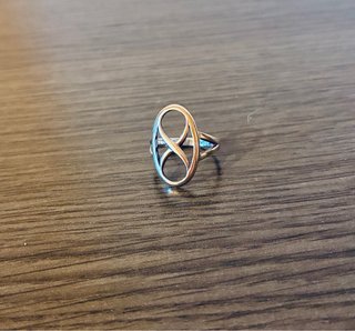 Anillo de Plata Diseño Infinito