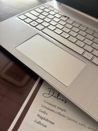 HP 15s-eq2018ns Plata