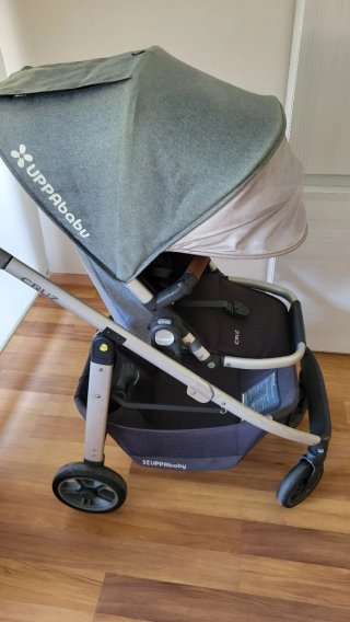 Cochecito Uppababy Cruz con Capazo y silla