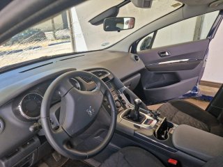 Peugeot 3008 2012