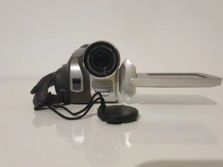Videocamera Panasonic NV-GS60EG con accessori