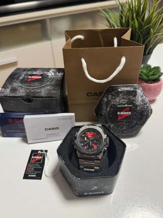 Reloj Casio G-Shock Hombre Rojo/Plata