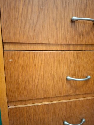 Mueble bajo/aparador madera maciza vintage