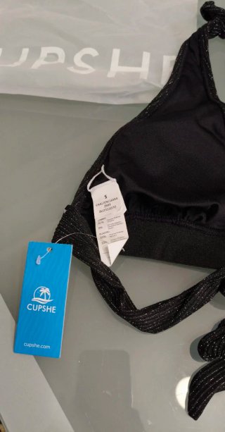 Bikini halter Negro Brillante con Rayas Plateadas