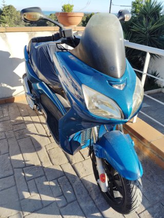 TGB 125 Maxi Scooter Azul