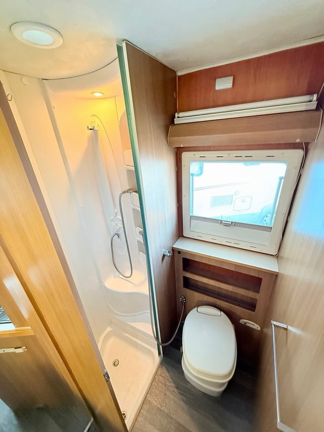 Autocaravana Capuchina Garaje XXL