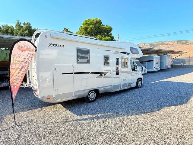 Autocaravana Capuchina Garaje XXL