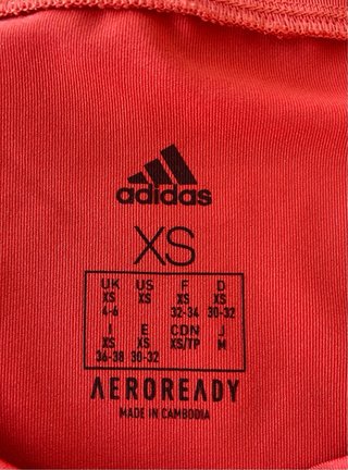 Camiseta Adidas Roja Talla XS chica