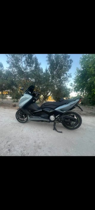 Yamaha T-Max 530 del año 2013