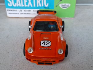 SCALEXTRIC PORSCHE 911 CARRERA RS