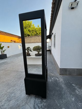 Vitrina expositora Oakley negra