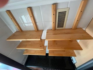 Estantería de madera