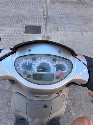 Scooter Aprilia SportCity 300