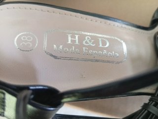 Sandalias tacón 38 : 6€
