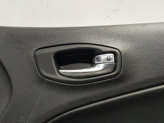 GUARNECIDO PUERTA DELANTERA DERECHA JEEP COMPASS