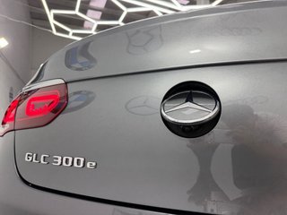 Mercedes-Benz GLC Coupé 2021 300e 320cv AMG LINE