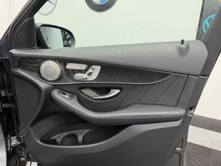 Mercedes-Benz GLC Coupé 2021 300e 320cv AMG LINE