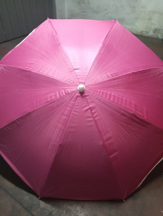 Sombrilla rosa playa con palo 160 cm.