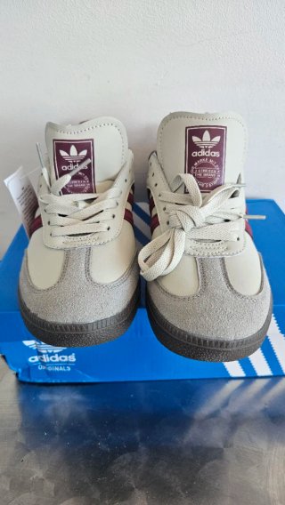Zapatillas Samba Beige/Rojo Zapatillas