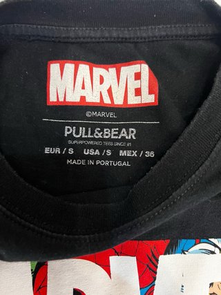 T-shirt Marvel Pull&Bear tg S nera