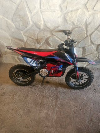 Moto Eléctrica Infantil TMR 11