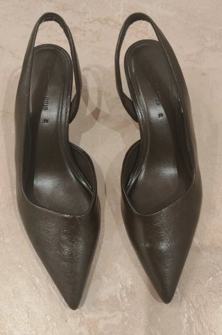 Zapatos de salón Stradivarius verde caqui talla 39
