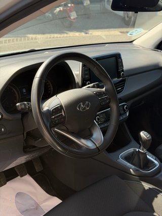Hyundai i30 Tecno 1.0 TGDI 120cv 2017