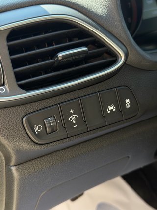 Hyundai i30 Tecno 1.0 TGDI 120cv 2017