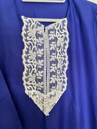 Vestido azul con encaje4