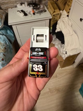 Kaido House Chevy Silverado 1/212